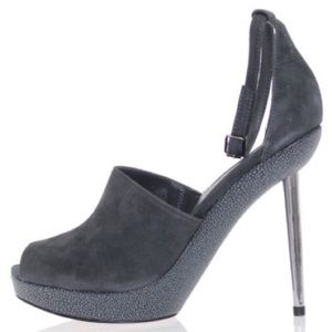 NWOT BCBGMaxAzria Joy heel sz 10